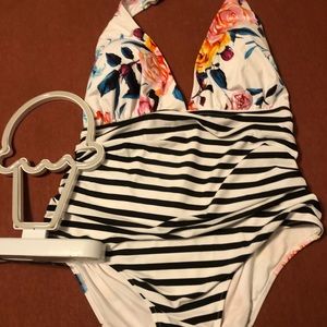 Swimwear bathing suit